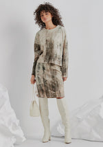 LUNA (skirt seen in cement print)